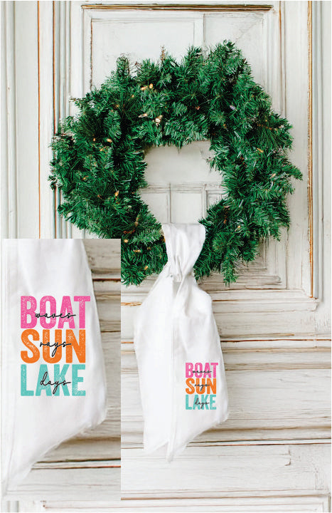 BOAT WAVES WREATH SASH