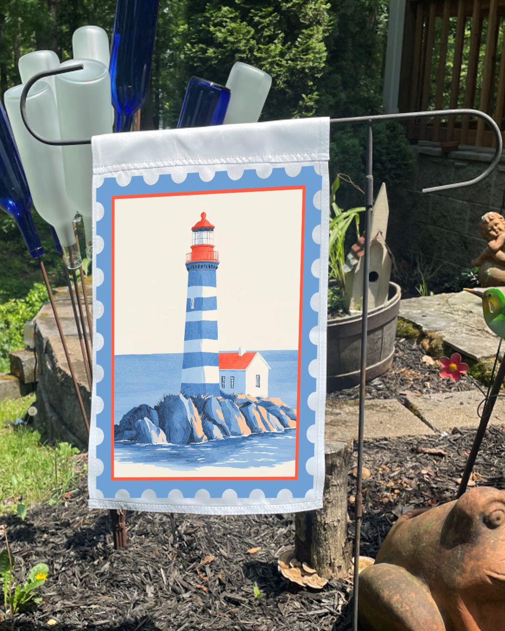 AMERICANA LIGHTHOUSE #33 GARDEN FLAG